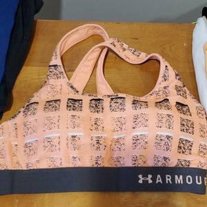 Criss cross sports bra